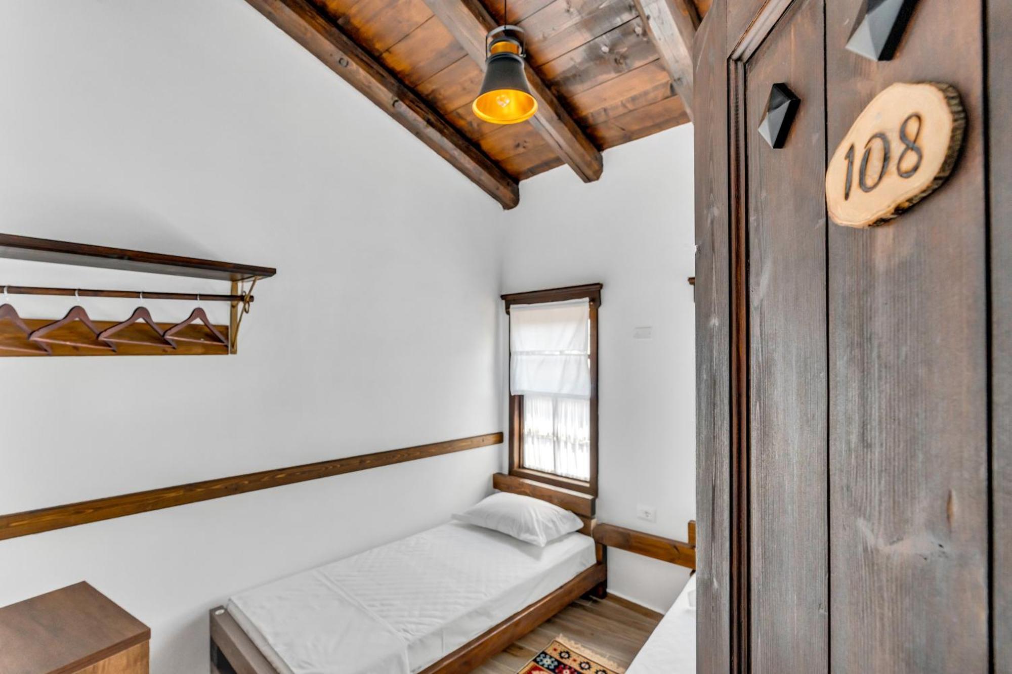 Hotel Bohem Berat Buitenkant foto