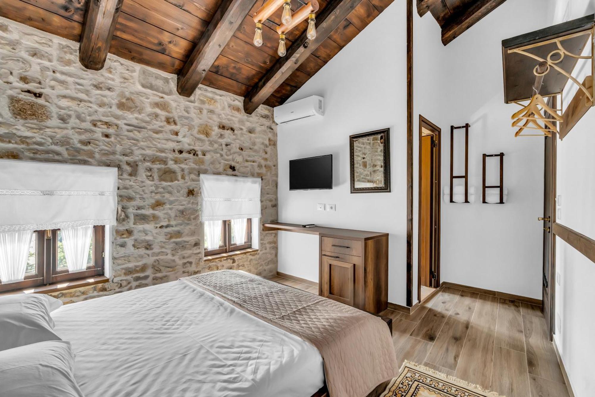 Hotel Bohem Berat Buitenkant foto