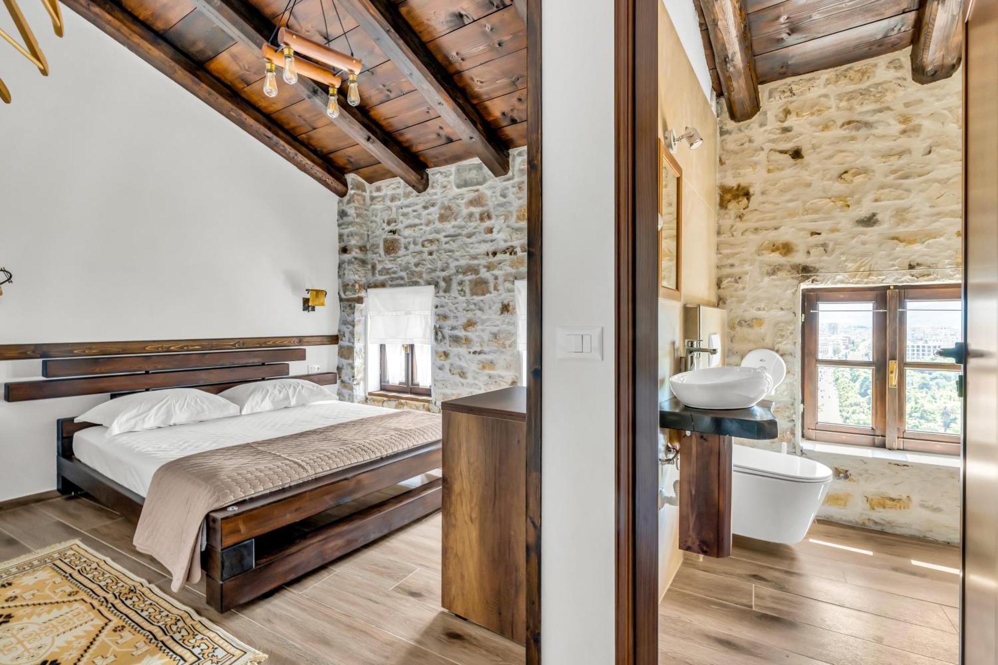 Hotel Bohem Berat Buitenkant foto