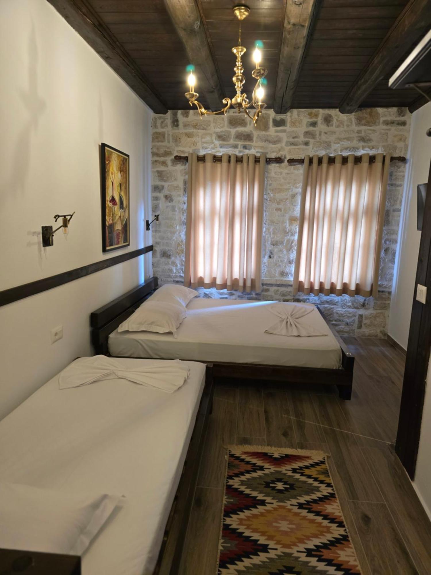 Hotel Bohem Berat Buitenkant foto